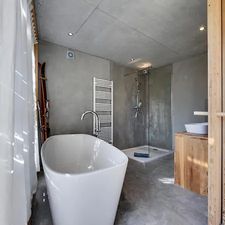 D'architecte Calme A La Rosiere Avec Garage Chalet *