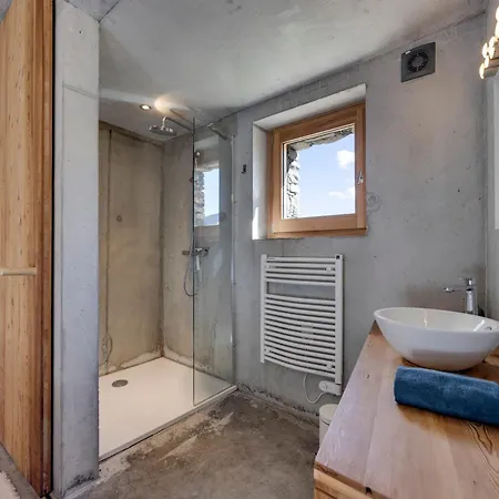 D'architecte Calme à La Rosière Avec Garage - Fr-1-690-36 *